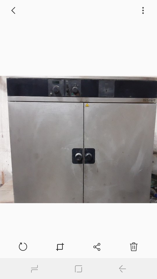 Drying oven