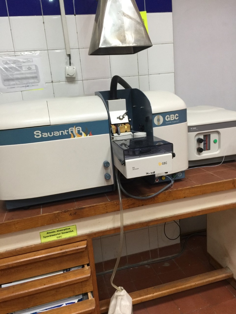 Atomic absorption spectrometer