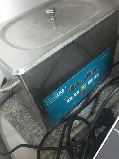 Ultrasonic cleaner