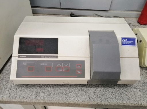 6100 spectrophotometer