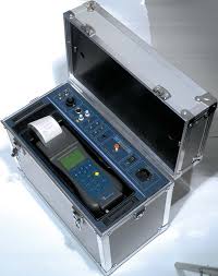 Exhaust gas analyzer