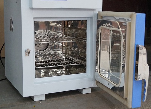 Hot air oven